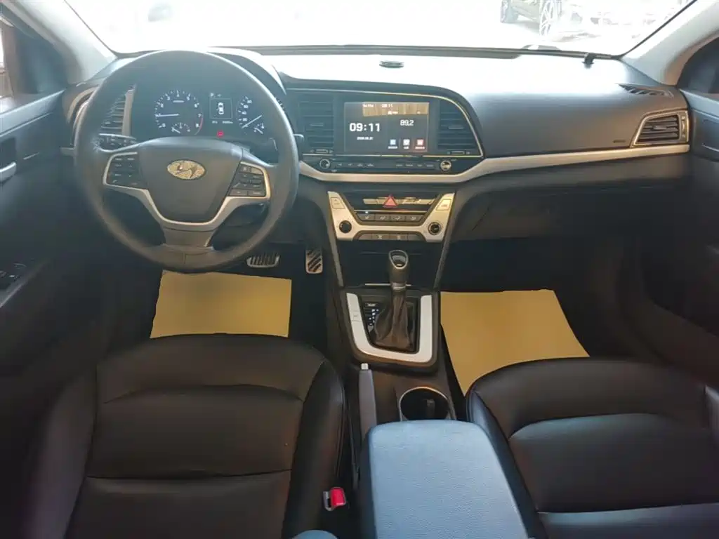 HYUNDAI LEAD