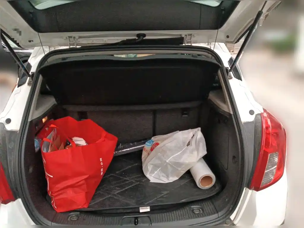 Buick Encore 2014 1.4T Manual 2WD Urban Progressive фото 15