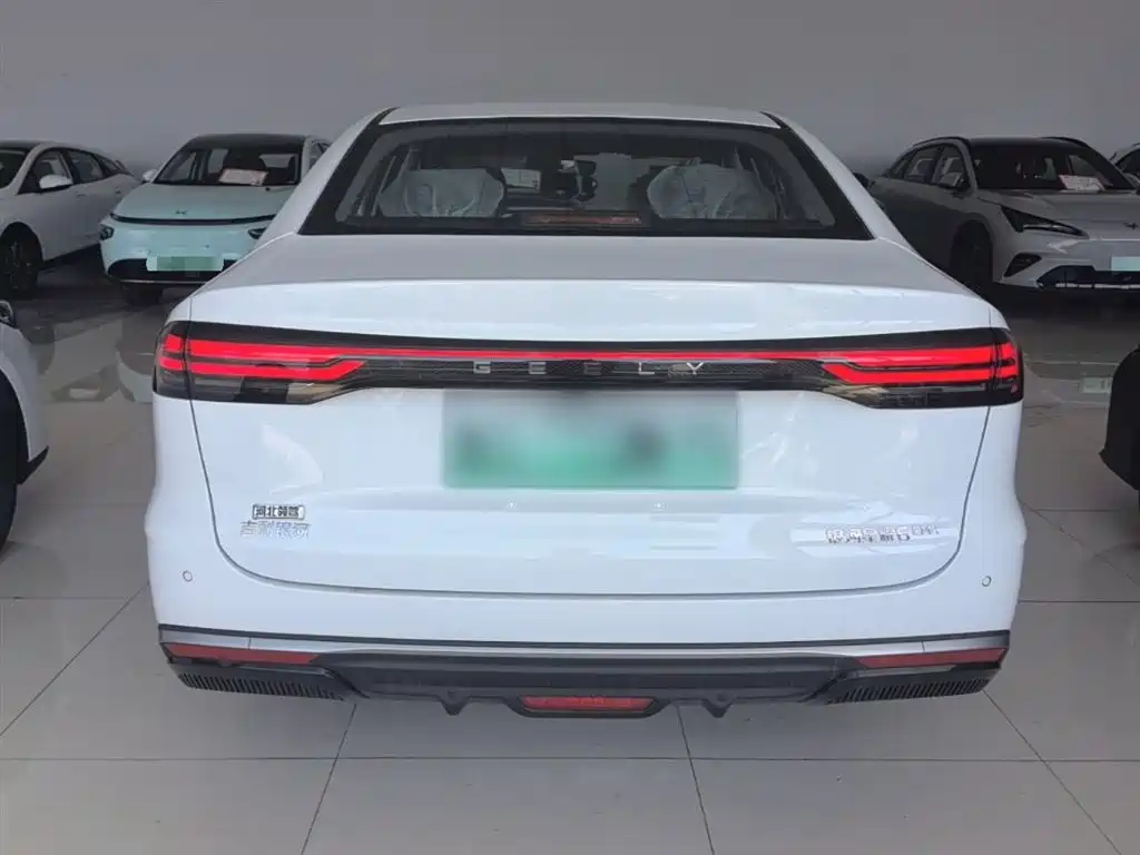 Geely Galaxy Galaxy Stellar 6 2025 Model 125km Free Edition фото 6