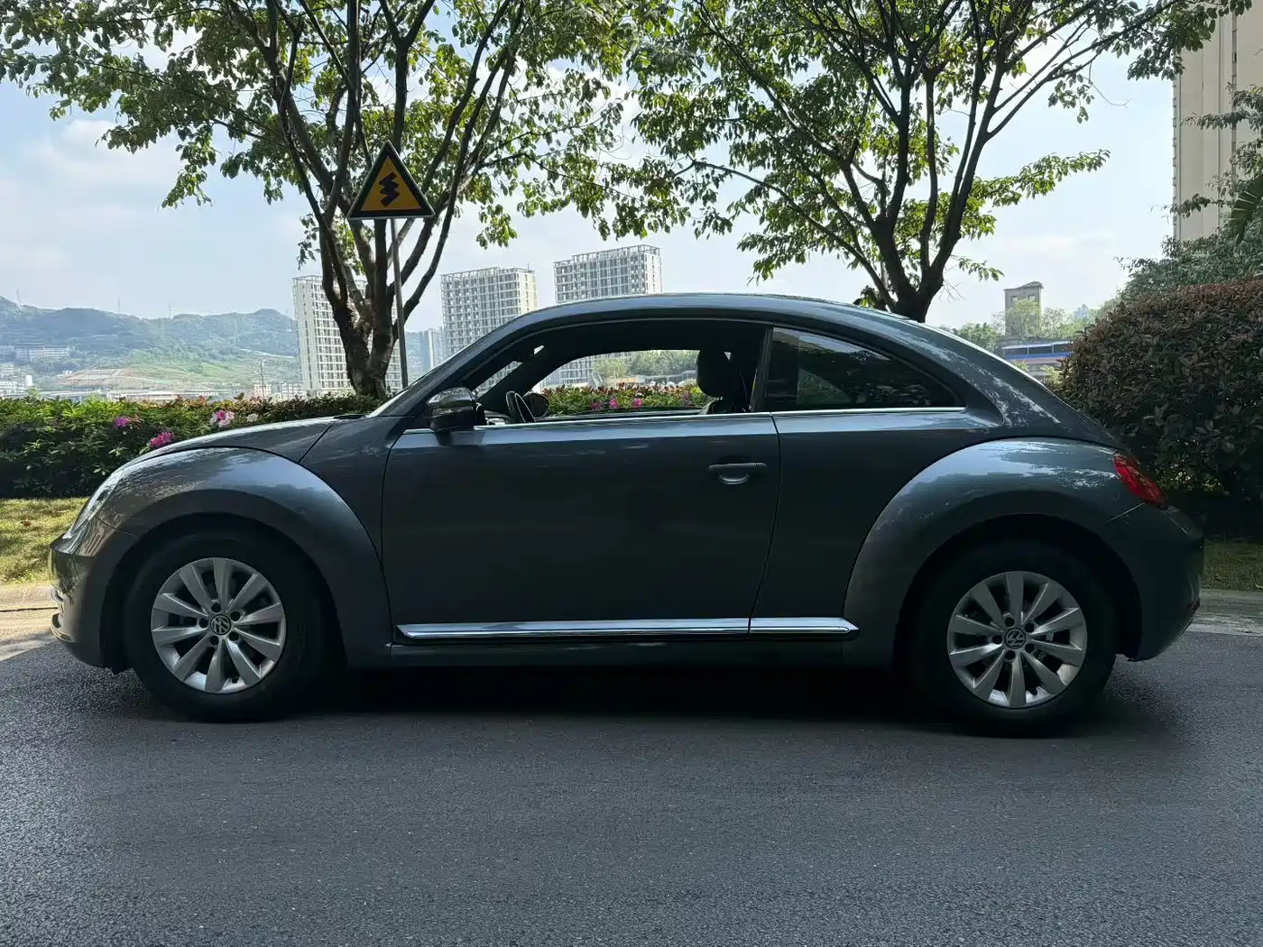 Volkswagen Beetle 2014 1.2TSI Fashion Edition фото 6