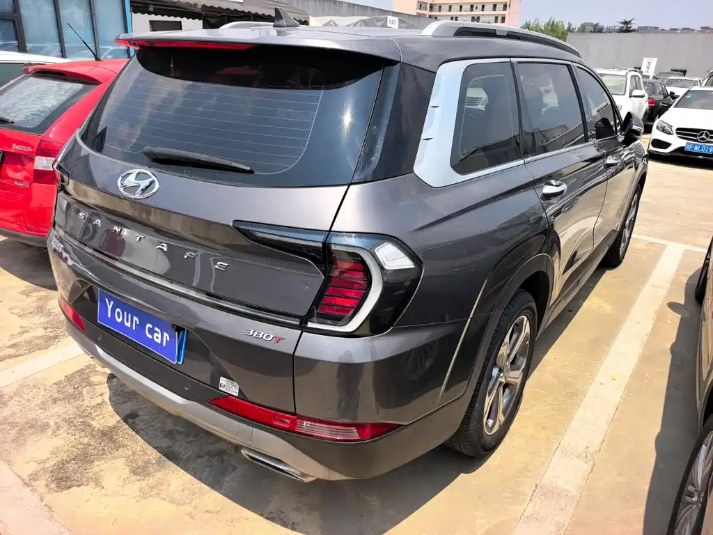 Hyundai Santa Fe 2023 2023 Traveller 380T GDi Auto 2WD GLX Elite Edition