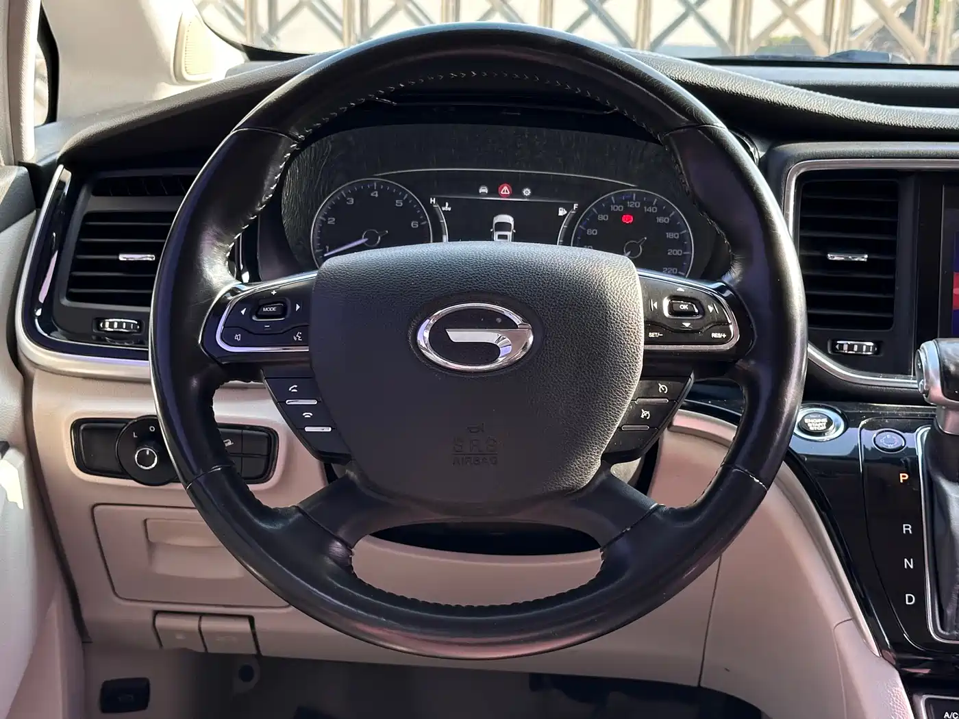 GAC Trumpchi Trumpchi M8 2018 320T Exclusive Edition фото 13