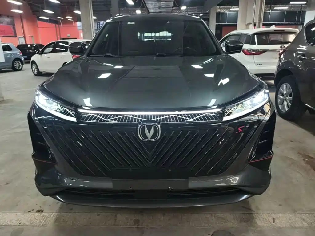 Фото 3 - Changan CS75 PLUS