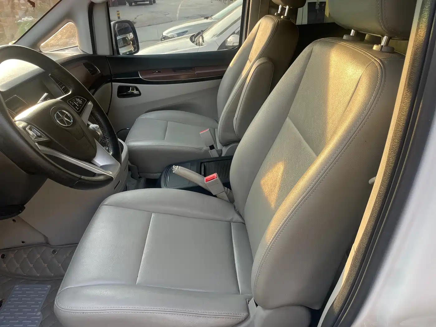 JIANGQI GROUP RUIFENG M5