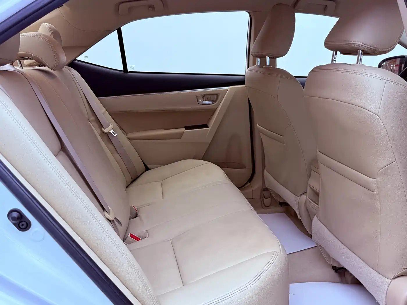 Toyota Corolla 2014 1.6L CVT GL фото 19