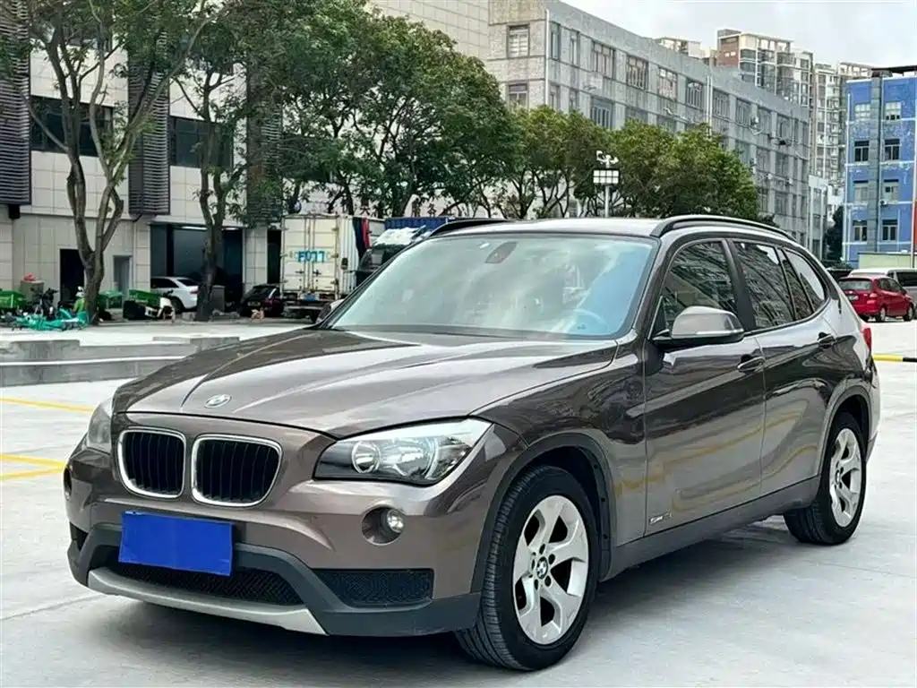 BMW X1 2013 sDrive18i Fashion