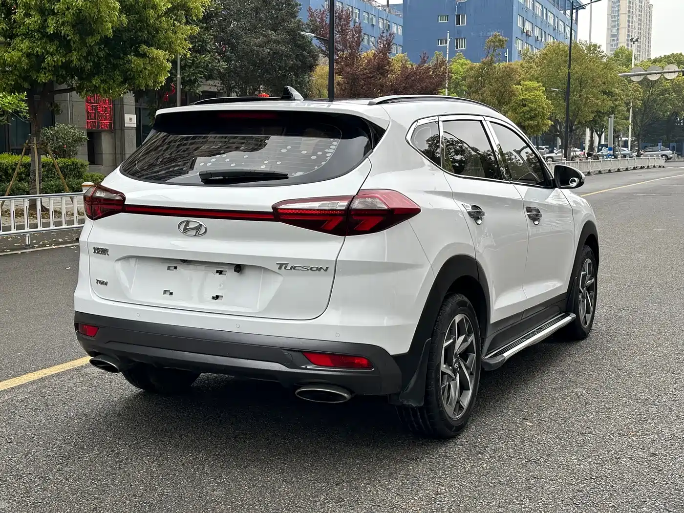 HYUNDAI TUCSON