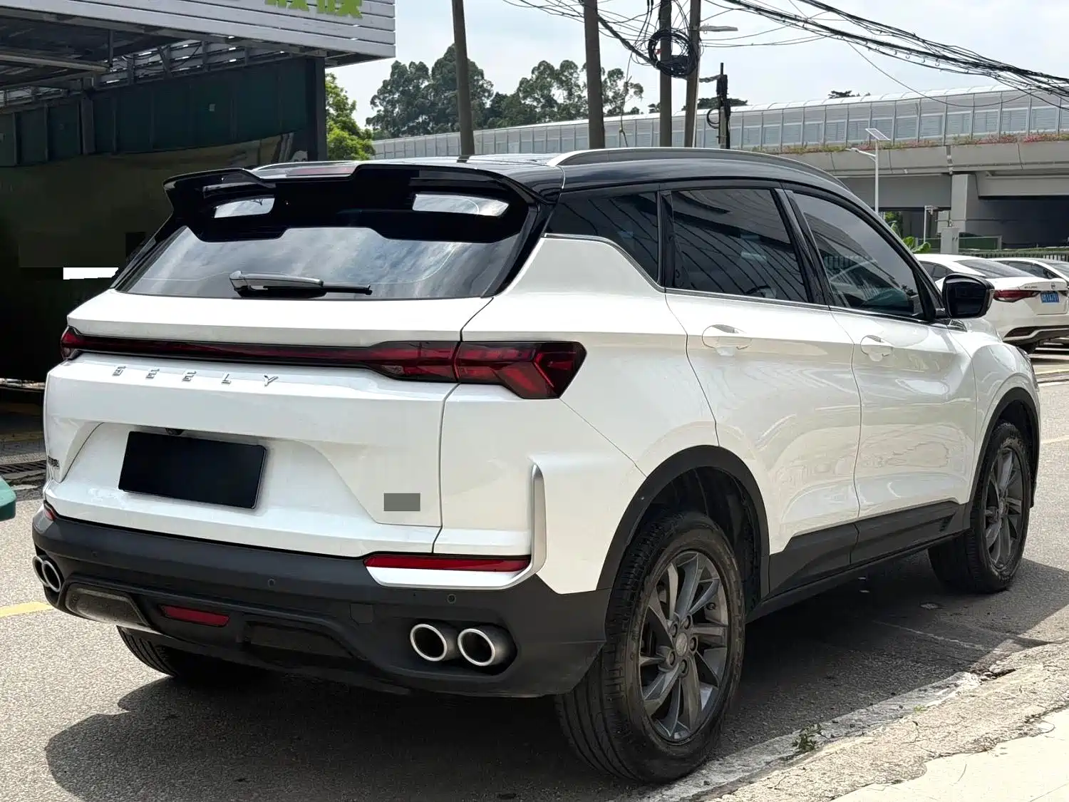 Фото 5 - Geely Coolray
