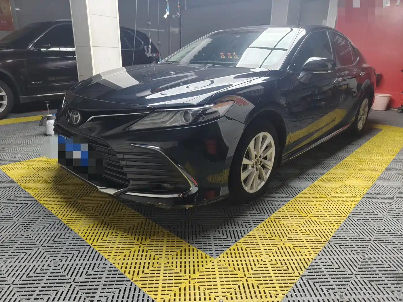 Toyota Camry 2023 2.0G Luxury Edition