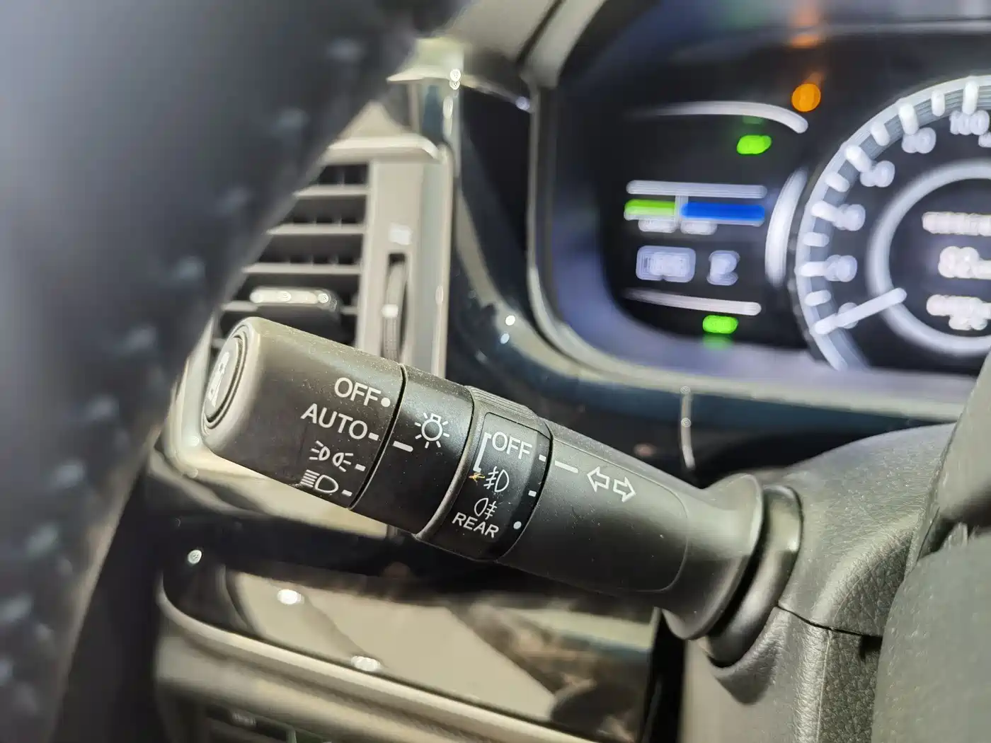 Honda Elysion 2019 2.0L Hybrid Supreme Edition фото 7