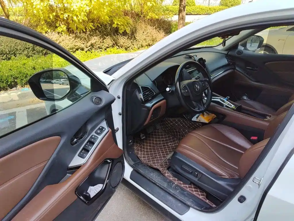 Acura CDX 2018 2016 1.5T 2WD Exclusive Edition