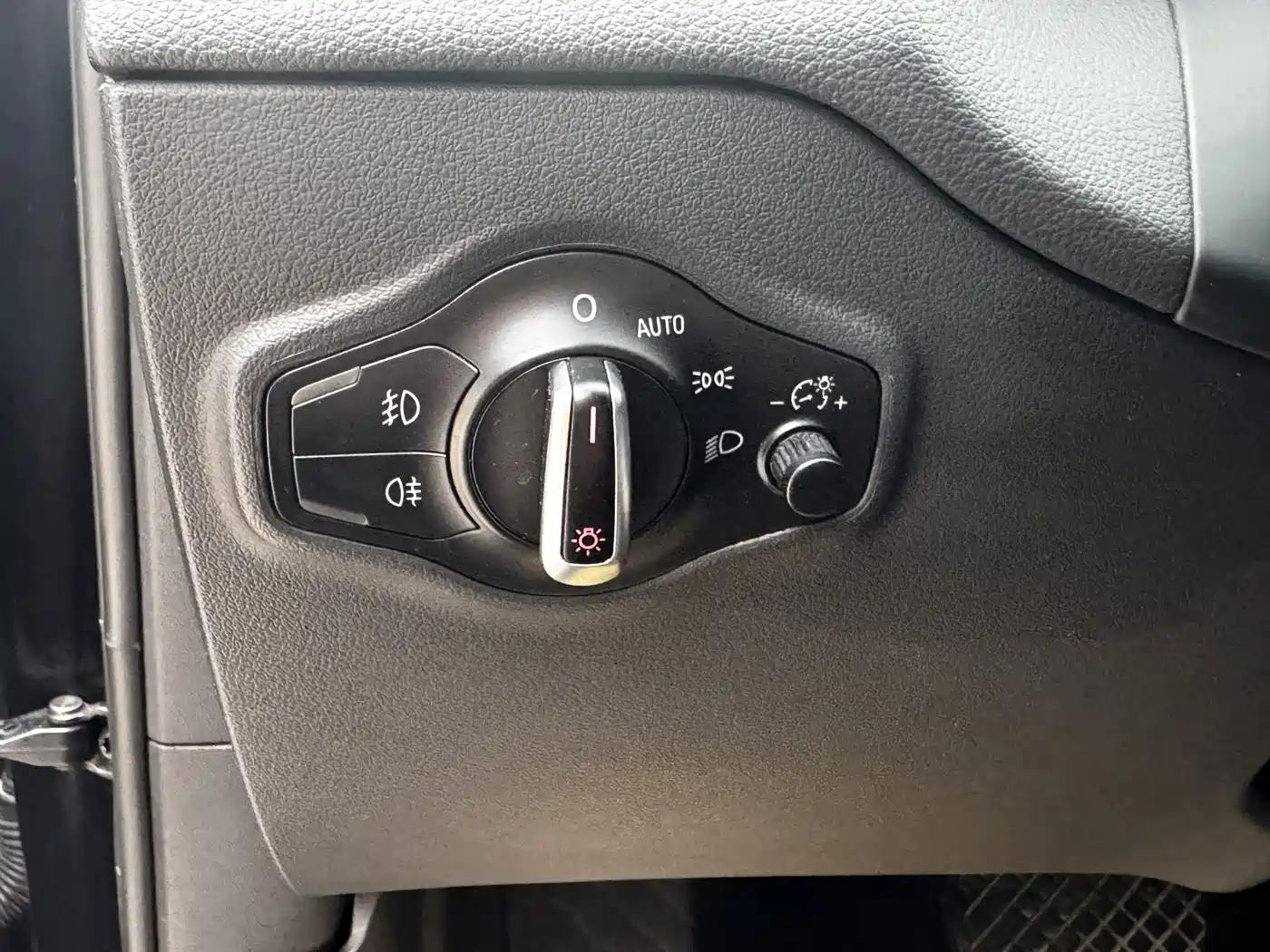Audi Q5 2018 2017 Plus 40 TFSI Technology