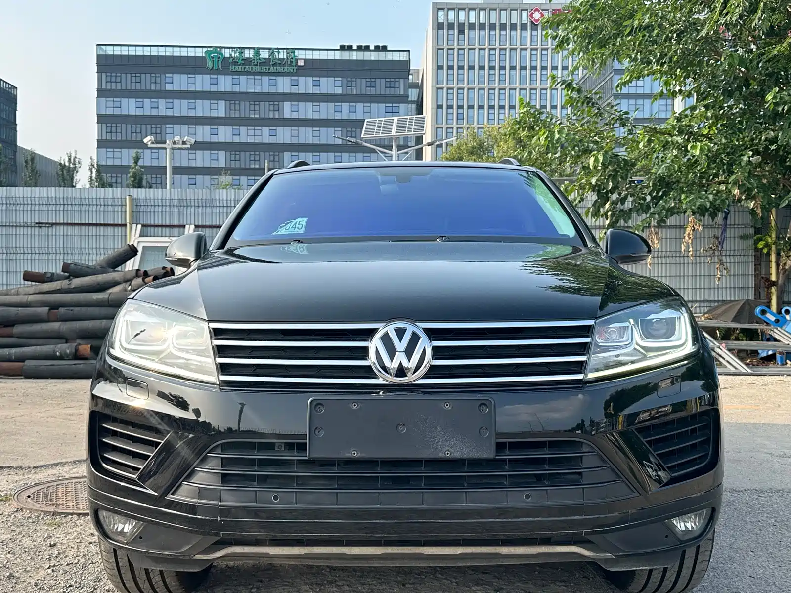 Фото 2 - Volkswagen Touareg