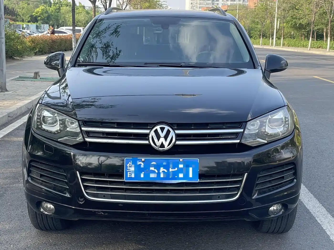 Volkswagen Touareg 2011 3.0TSI Premium фото 2