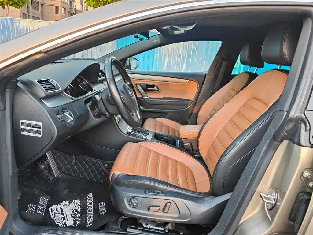 Volkswagen FAW-Volkswagen CC 2015 1.8TSI Luxury фото 8