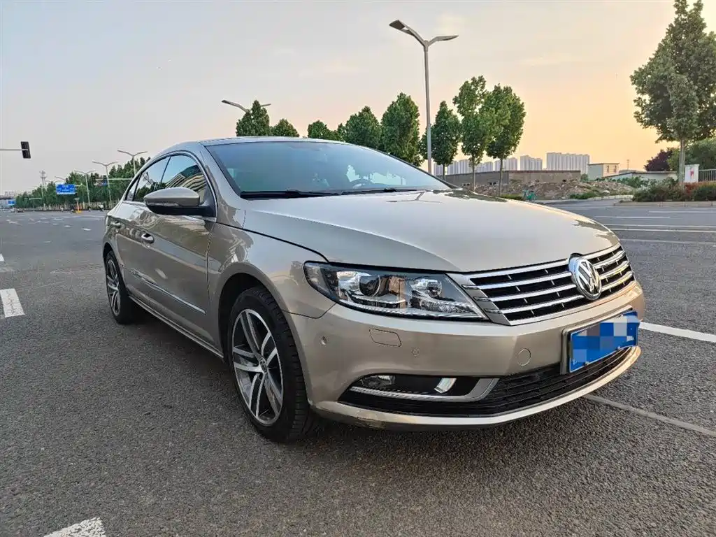 Volkswagen FAW-Volkswagen CC 2015 1.8TSI Luxury фото 3