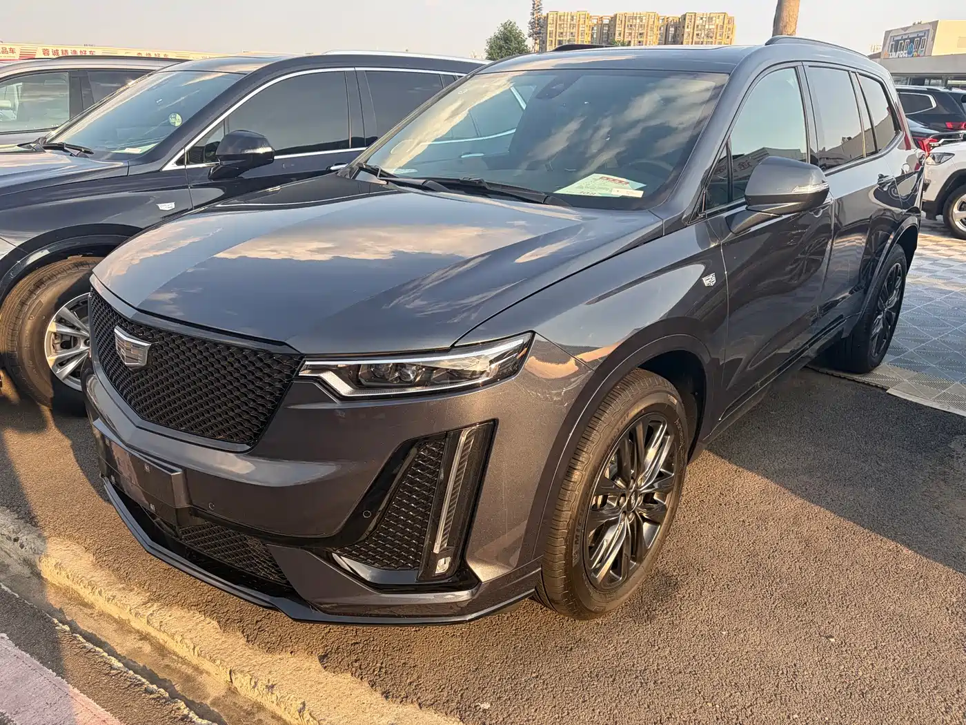 2025 Cadillac XT6