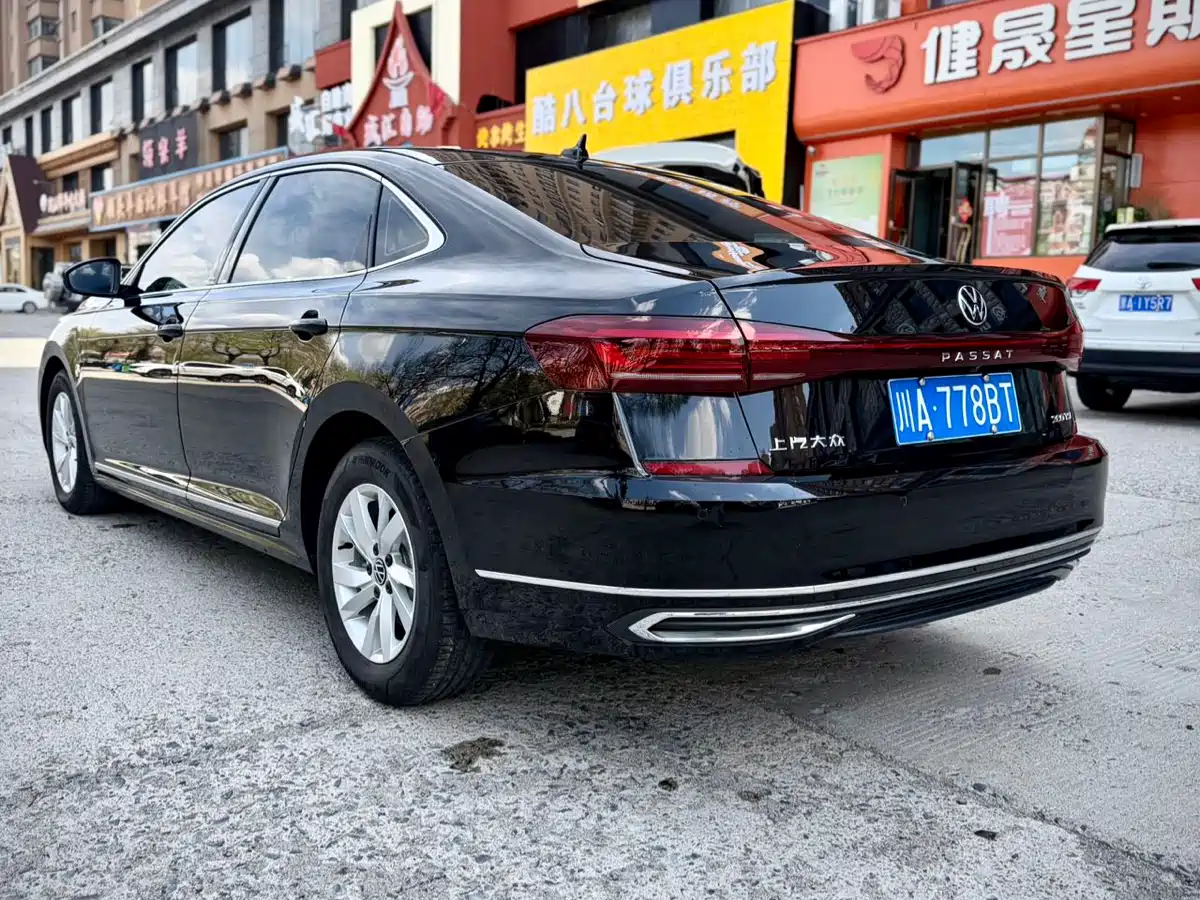 Volkswagen Passat 2022 280TSI Business Edition фото 4