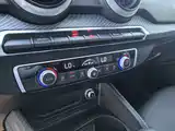 Photo 6 - Audi Q2L