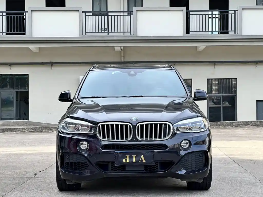 Photo 2 - BMW X5 (Import)