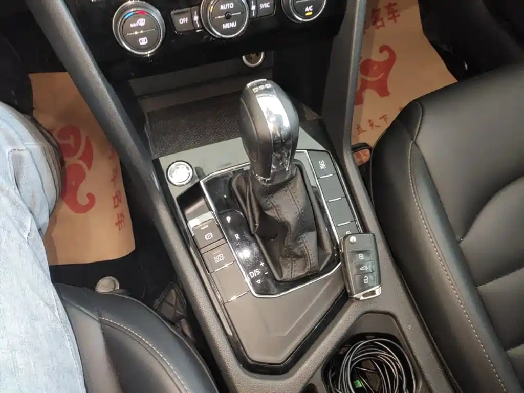 Volkswagen Tharu 2019 280TSI 2WD Comfort Edition China VI фото 14