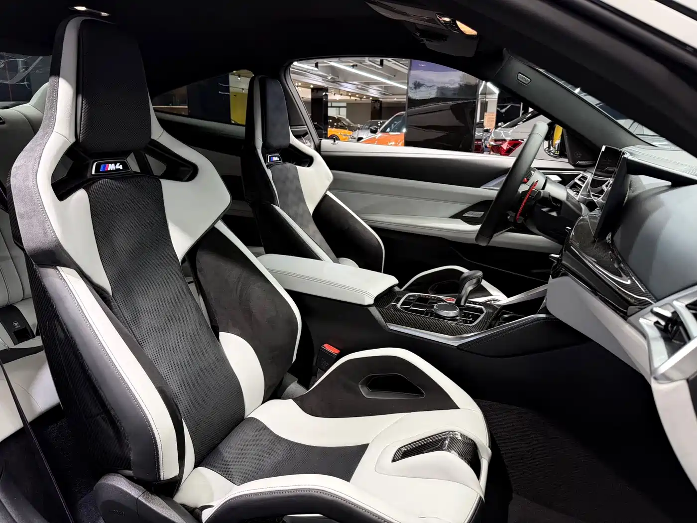 BMW M4 2025 2024 BMW M4 Coupe M xDrive Competition