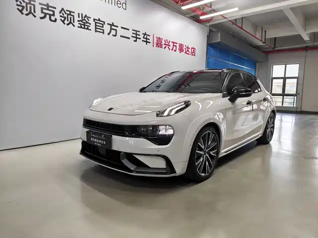 Lynk & Co 02 Hatchback 2022 2.0TD Pro