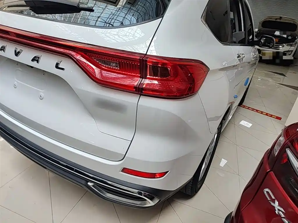 Haval M6 2021 PLUS 1.5T DCT Elite Smart Connect фото 8