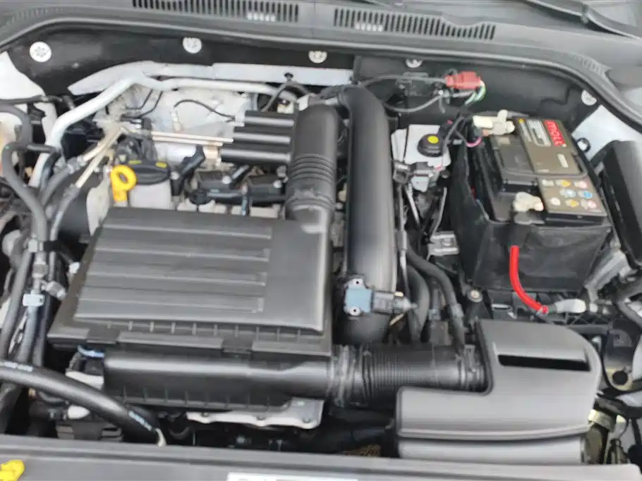 Volkswagen Sagitar 2018 280TSI DSG Luxury фото 10