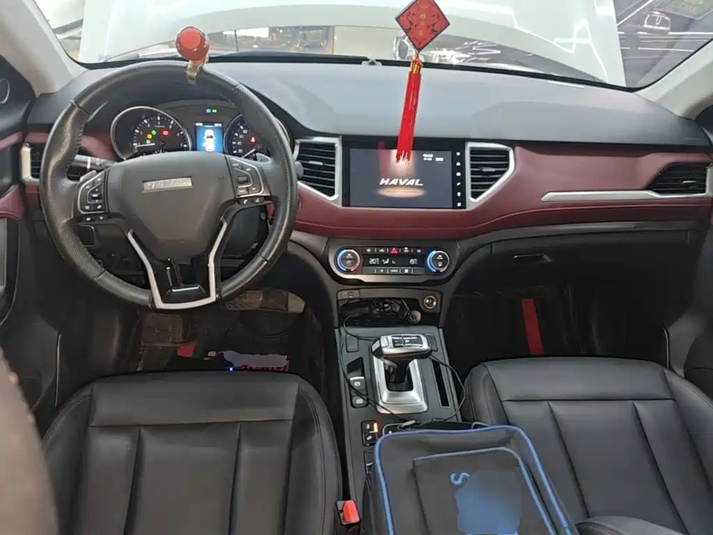 Фото 10 - Haval H6 Coupe
