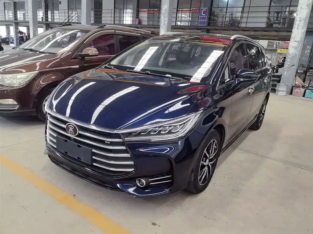 BYD Song MAX 2017 1.5T Auto Smart Elite 7-Seater фото 2