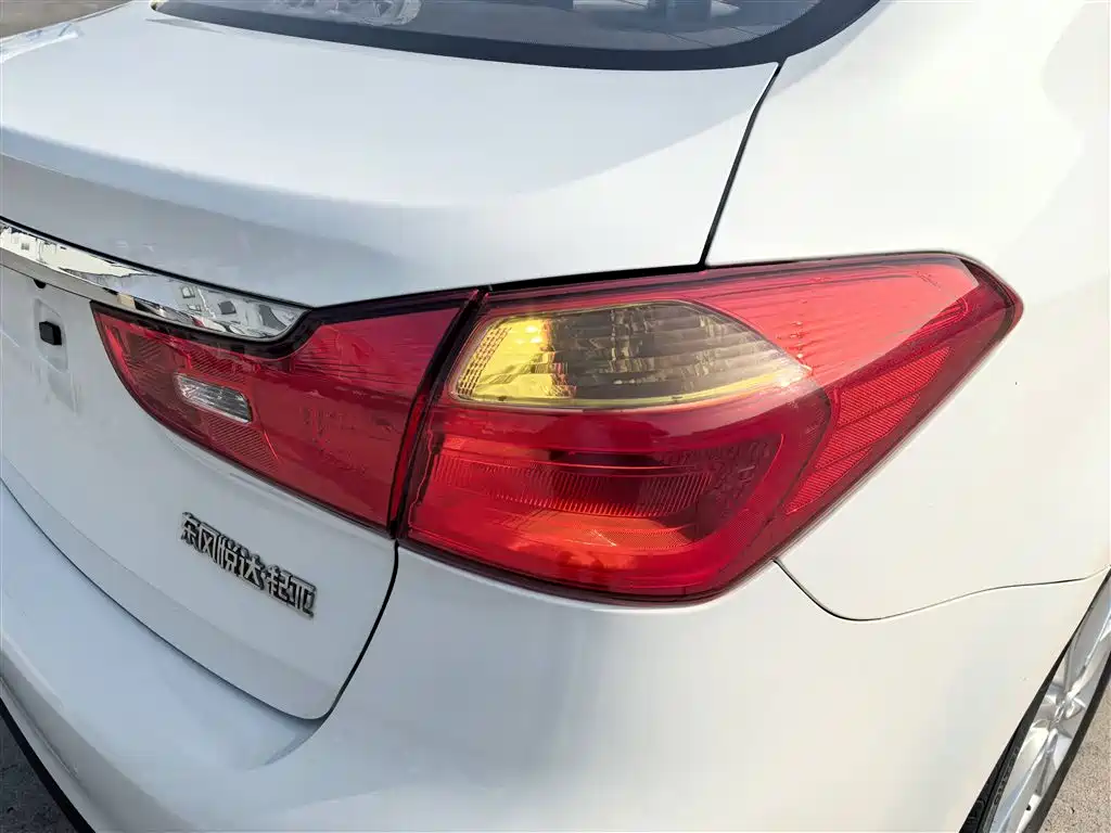 Kia K3 2015 1.6L Automatic GLS фото 15