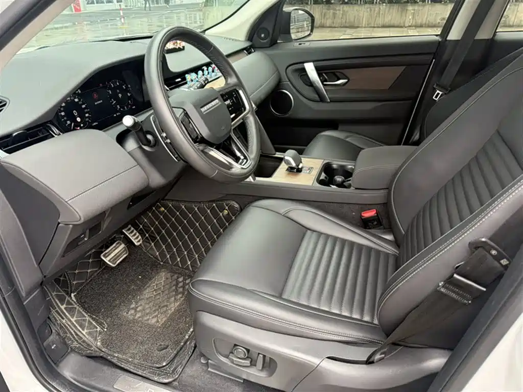 Land Rover Discovery Sport 2024 Performance Technology Edition фото 15