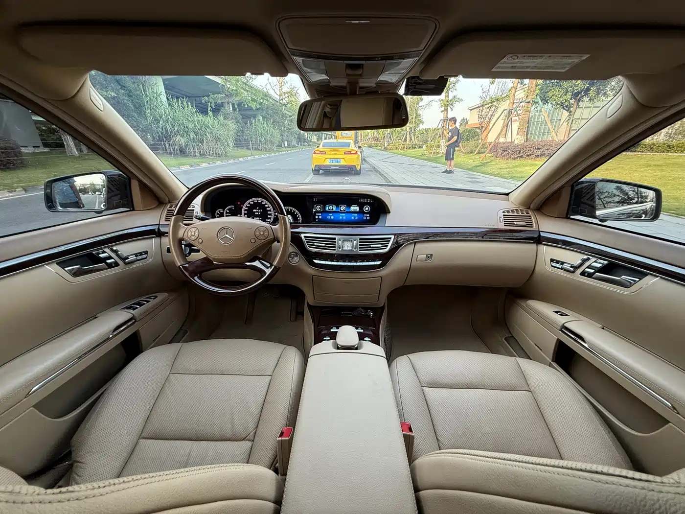 Mercedes-Benz S-Class 2012 S 300 L Luxury Grand Edition фото 19