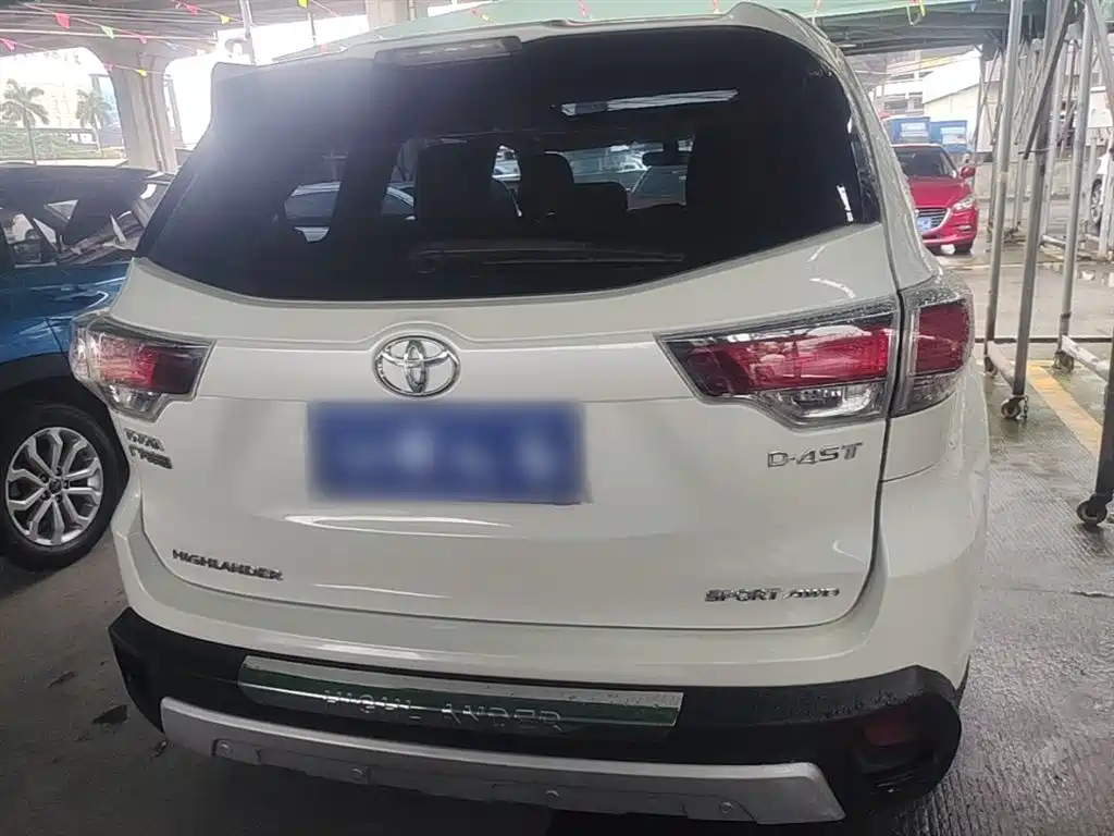 Toyota Highlander 2015 2.0T AWD Luxury Edition 7-seater фото 6