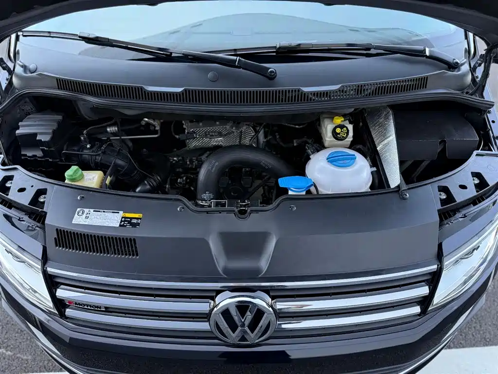 Volkswagen Multivan 2016 2.0TSI 4WD Prestige 7-Seater фото 10