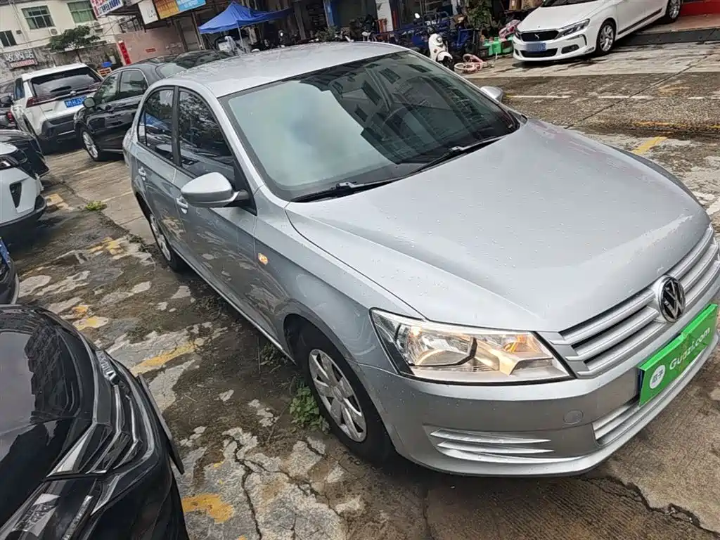Volkswagen Santana 2015 1.4L Manual Trend Edition фото 4