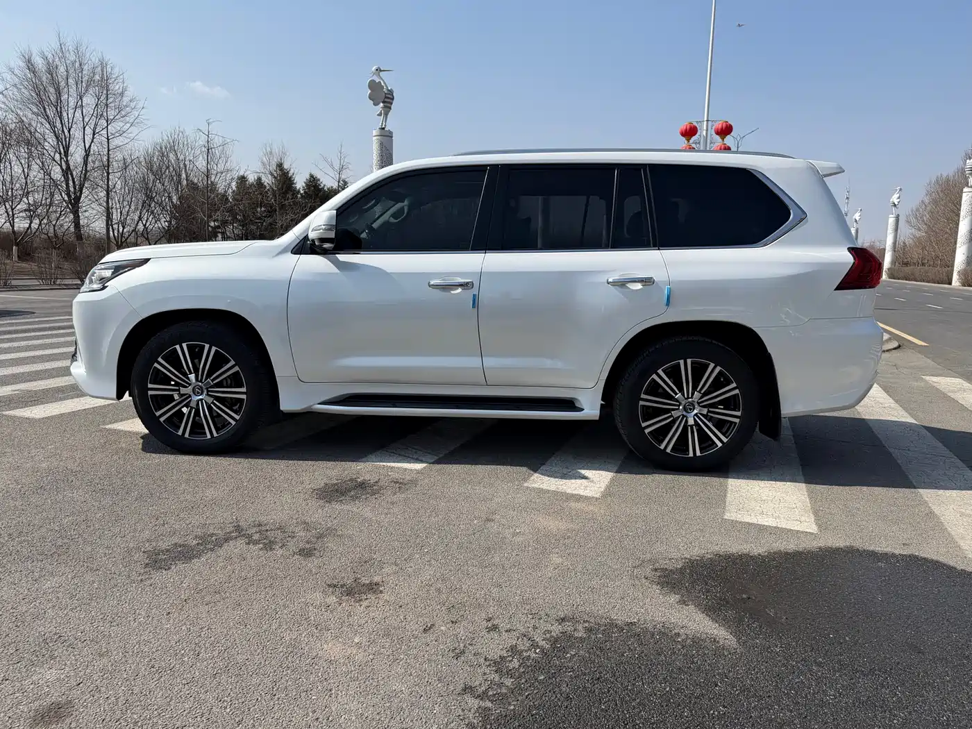 Lexus LX 2019 570 Prestige Luxury Edition фото 9