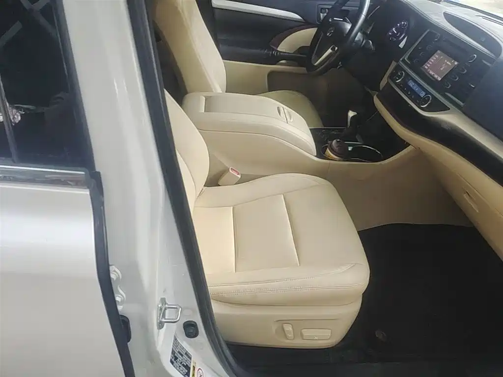 Toyota Highlander 2015 2.0T AWD Luxury Edition 7-seater фото 25