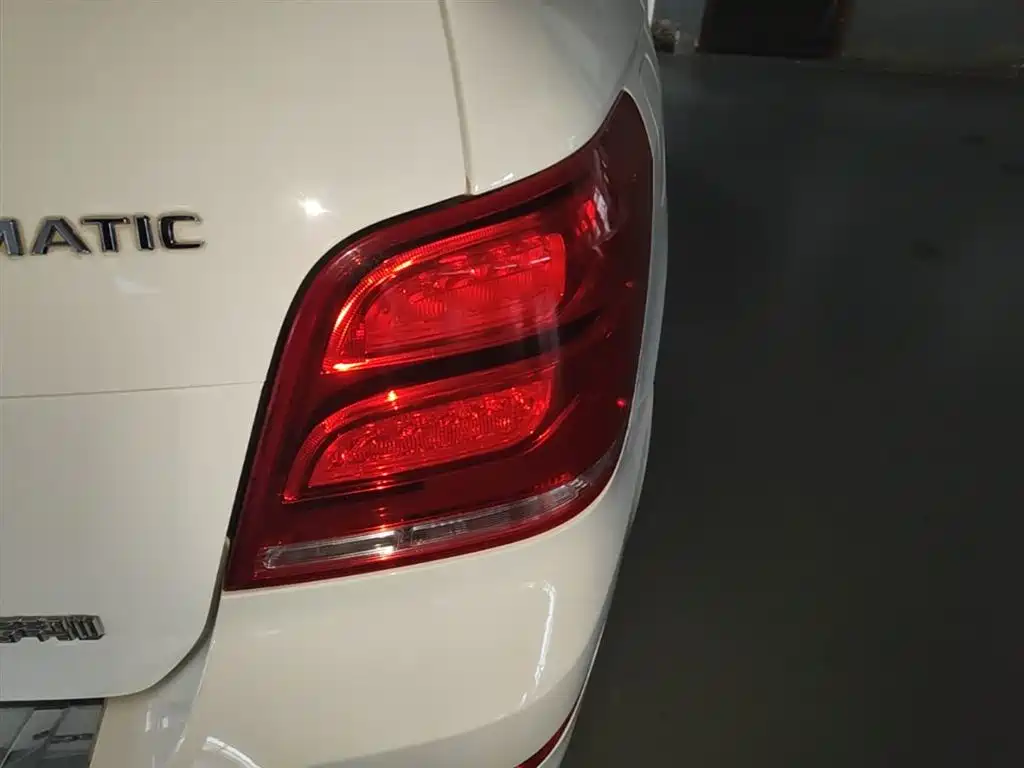 Mercedes-Benz GLK-Class 2015 GLK 260 4MATIC Dynamic Ultimate Edition фото 8