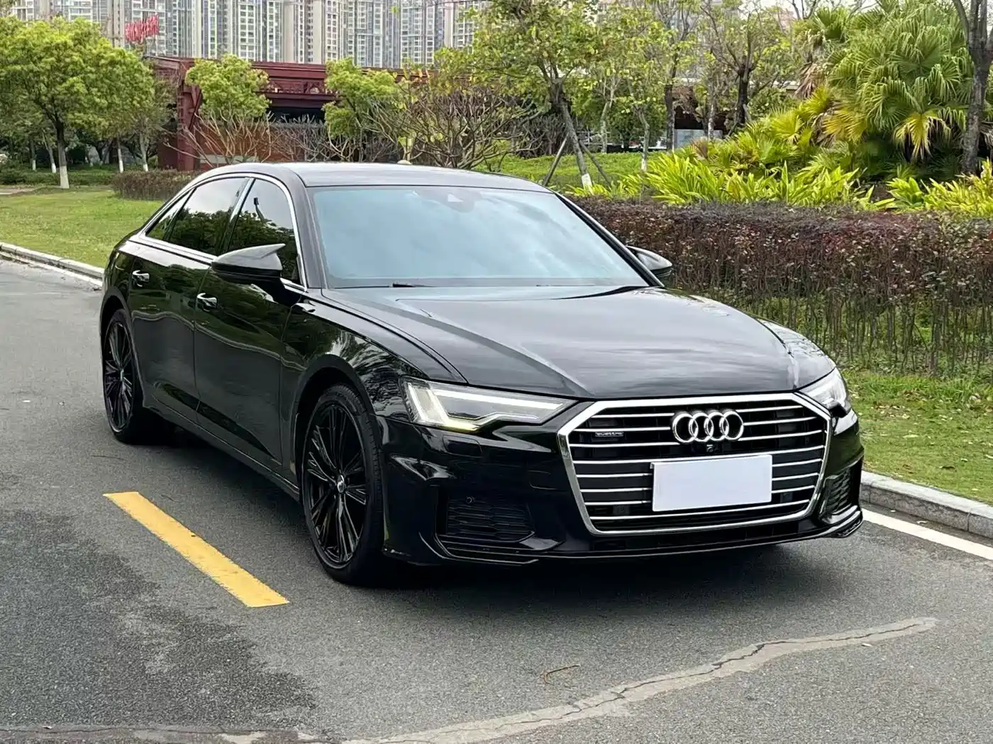 Audi A6L 2021 45 TFSI quattro Exclusive Sport фото 3