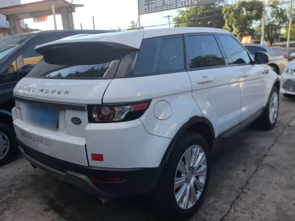Land Rover Range Rover Evoque 2016 2015 2.0T 5-Door Intelligent Edition