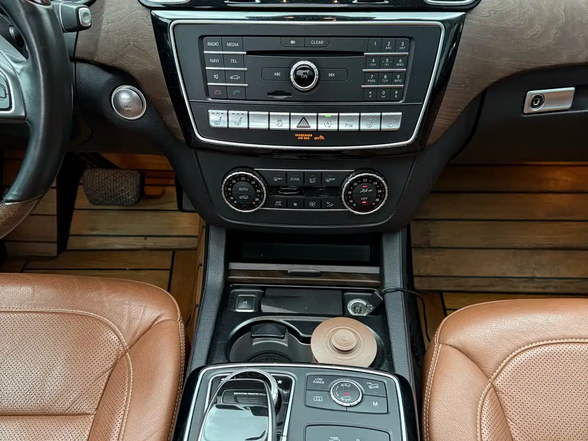 Mercedes-Benz GLS 2016 GLS 500 4MATIC фото 13