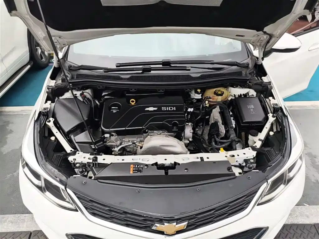 Chevrolet Cruze 2018 320 Automatic Pioneer Sunroof Edition фото 20