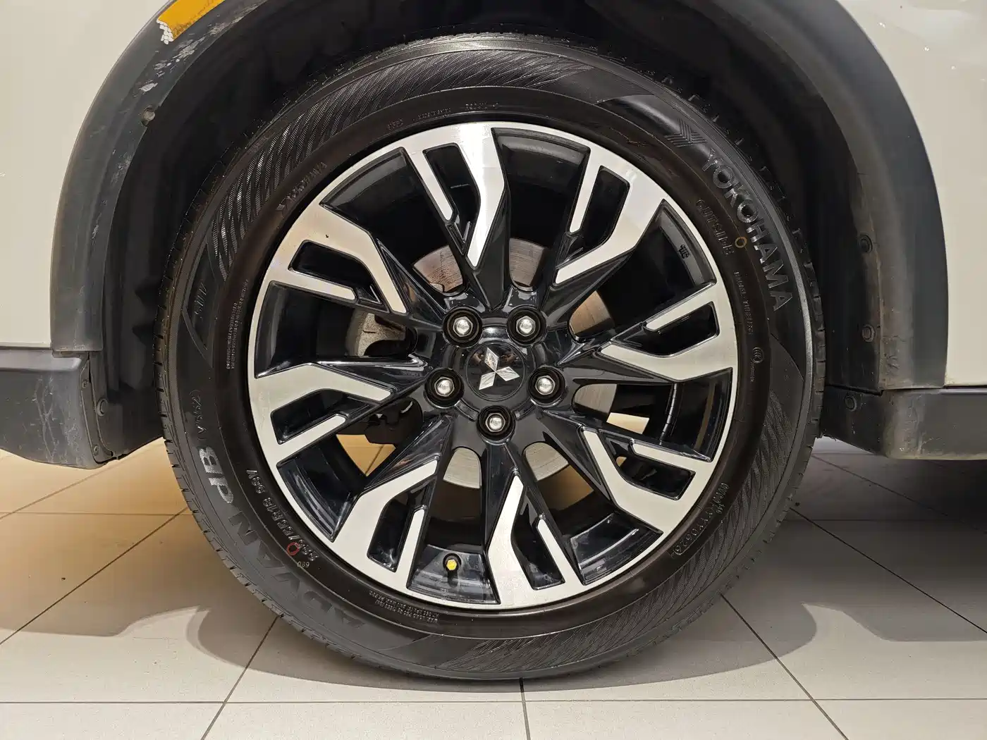 Mitsubishi Outlander 2019 2.0L 2WD Enjoy 5-Seater China VI фото 6