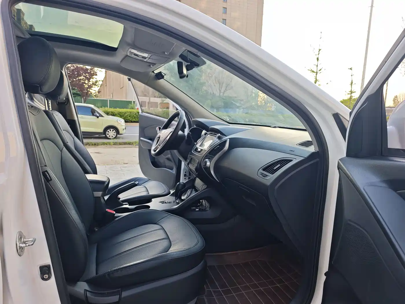 Hyundai Beijing Hyundai ix35 2012 2.0L Automatic 4WD GLS Premium фото 12