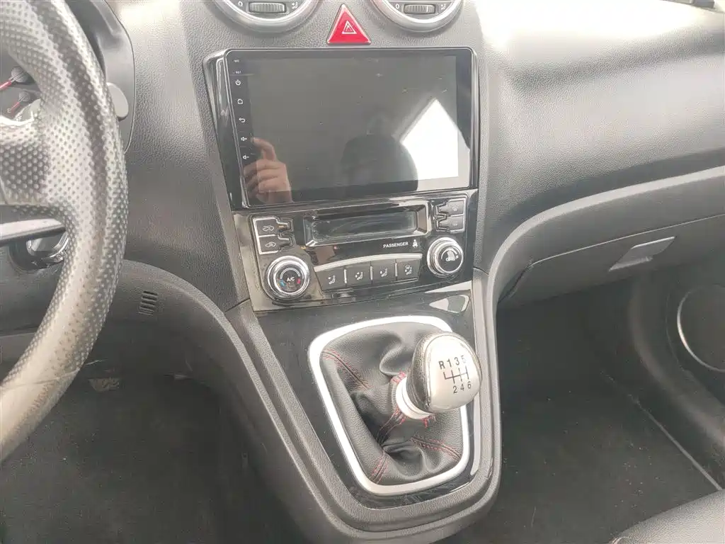 Haval H6 2016 Upgrade Edition 1.5T Manual 2WD Urban Type фото 5