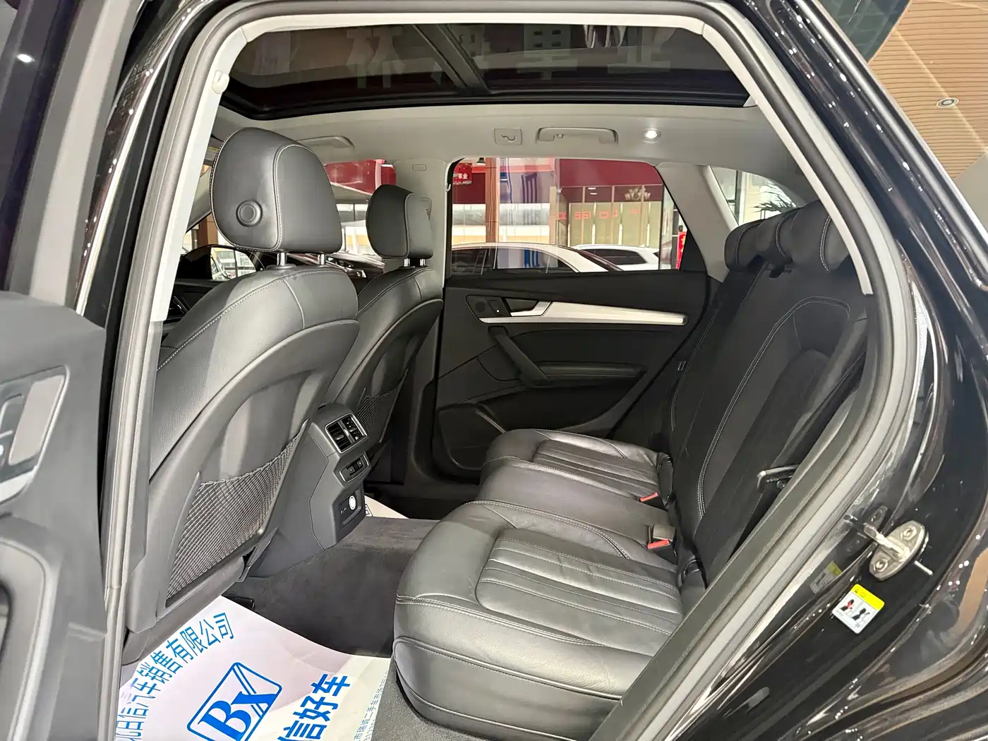 Audi Q5L 2020 Facelift 40 TFSI Honor Fashion фото 23