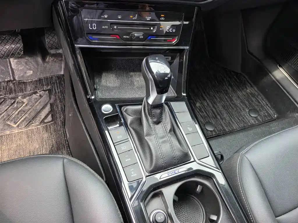 Volkswagen Passat New Energy 2023 430PHEV Hybrid Elite фото 13