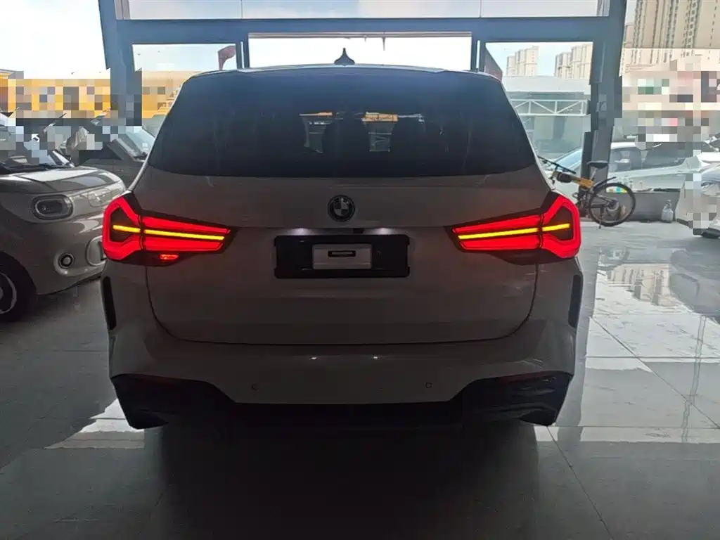 BMW iX3 2022 Facelift Leading Model фото 6